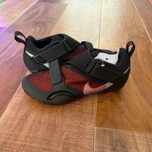 NWOB Nike Superrep cycle shoes in Sz 7